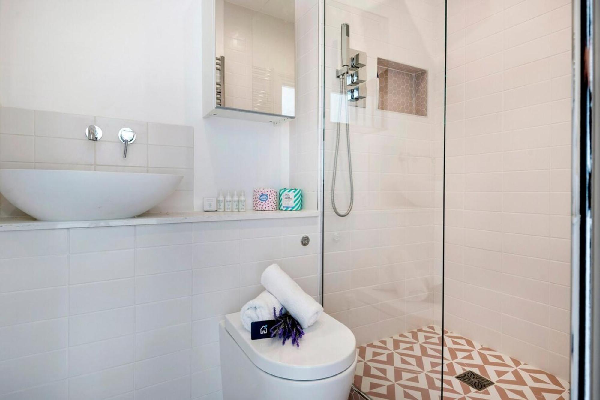 Modern And Bright Highgate Gem Apartment London Ngoại thất bức ảnh